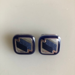 アンティーク ボタン 2個　ビンテージ 昭和 レトロ 個性的 ハンドメイド素材 日本製 ポップ アクセ ブルー　青 2枚目の画像