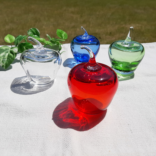 ガラスの林檎（赤・青・緑・透明) その他インテリア雑貨 ガラス日和