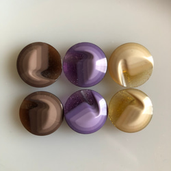 アンティーク ボタン 6個　ビンテージ 昭和 レトロ 個性的 ハンドメイド素材 日本製 ポップ アクセ 3色 1枚目の画像