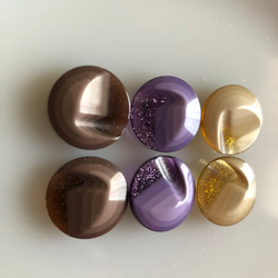 アンティーク ボタン 6個　ビンテージ 昭和 レトロ 個性的 ハンドメイド素材 日本製 ポップ アクセ 3色 4枚目の画像