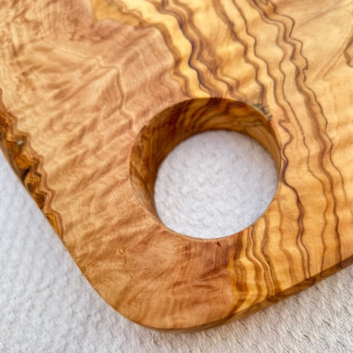 ◇オリーブの木 個性あふれる1点もの どちらも表の顔なんです 溝付き  