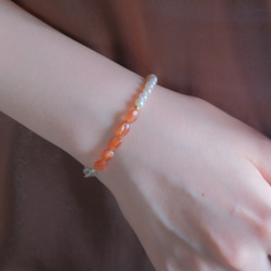 Orange sunstone bracelet：天然石ブレスレット 淡水パール×サンストーン×グリーンアメジ 12枚目の画像