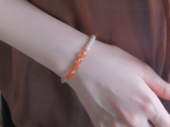 Orange sunstone bracelet：天然石ブレスレット 淡水パール×サンストーン×グリーンアメジ 12枚目の画像