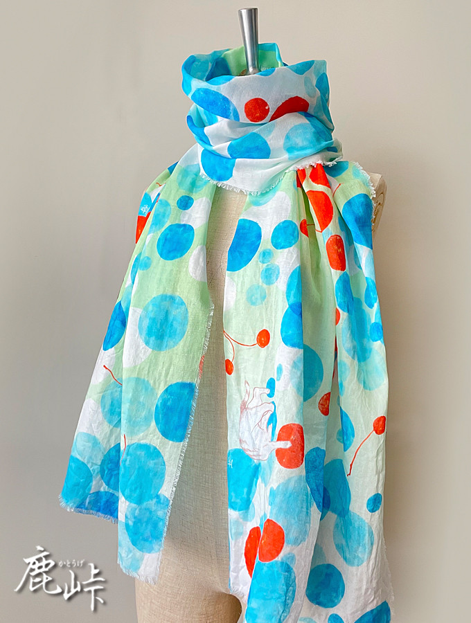 ソーダ水とサクランボドット+ちらっと猫柄タブルガーゼストール