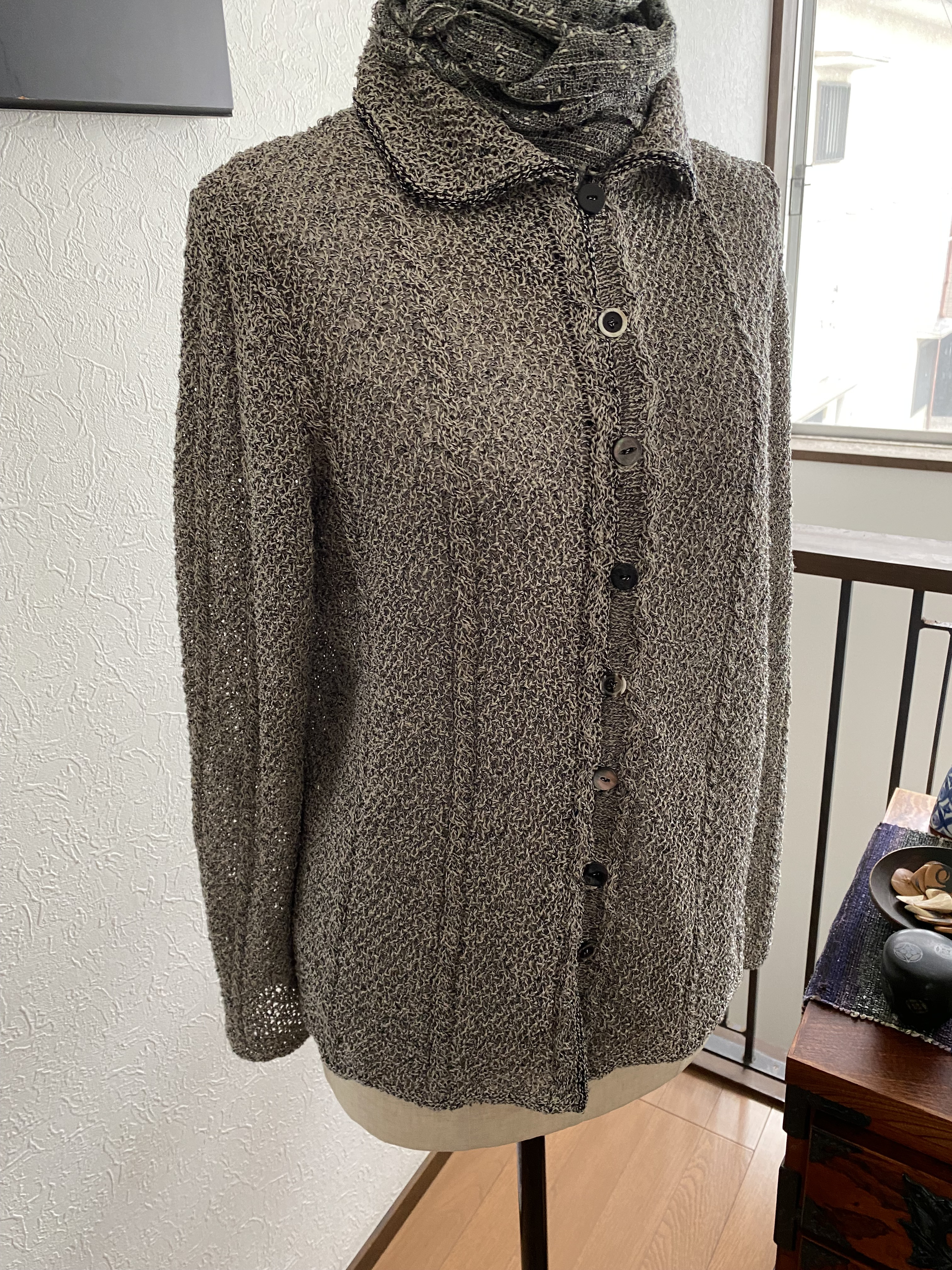 麻の季節がやってきました～　襟付きジャケット