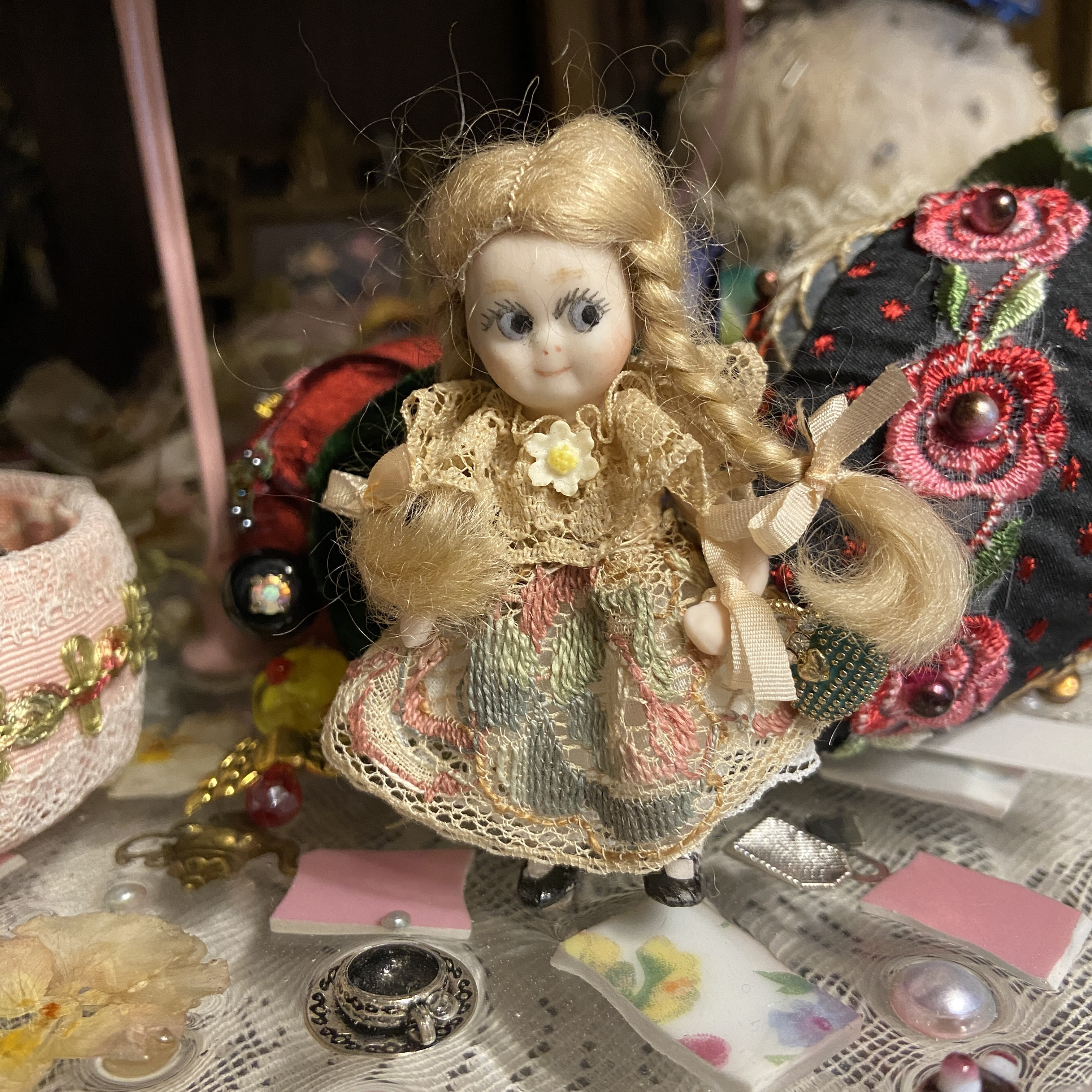 ミニミニビスクドール・グーグリーちゃん(三つ編みヘア) その他人形