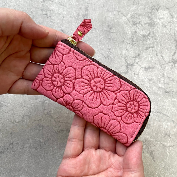 手のひらサイズのコインケース 　フラワー 3枚目の画像