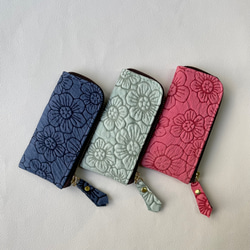 手のひらサイズのコインケース 　フラワー 2枚目の画像