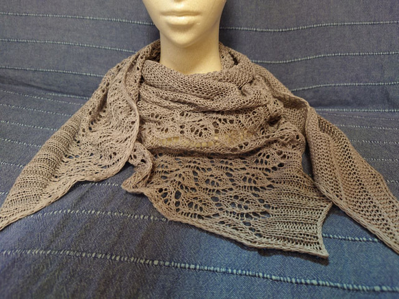 【即納】繊細レース三角ショールグレーコットン100%手編み送料無料 即納