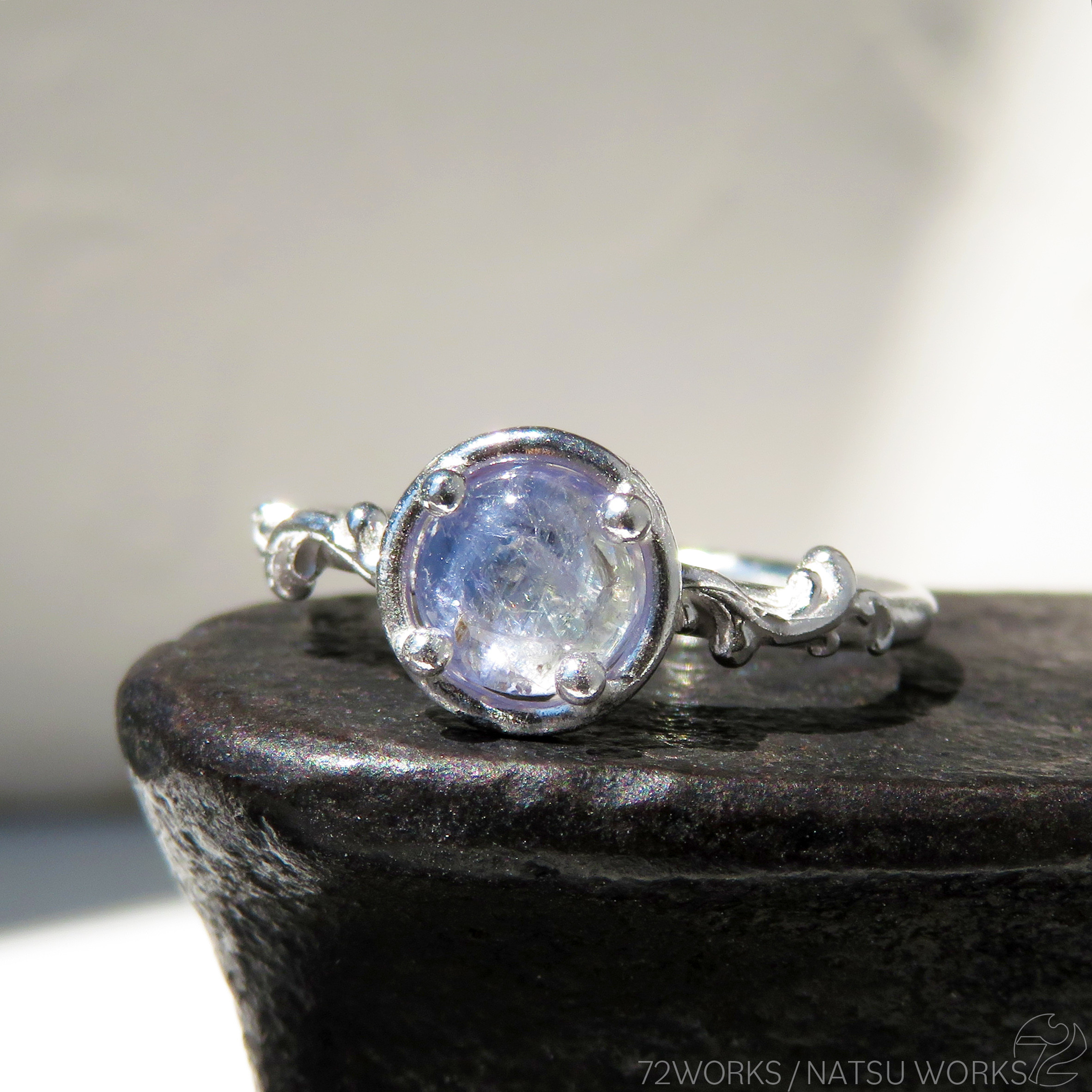 タンザナイト リング / bi-color Tanzanite Ring lll 13,870円