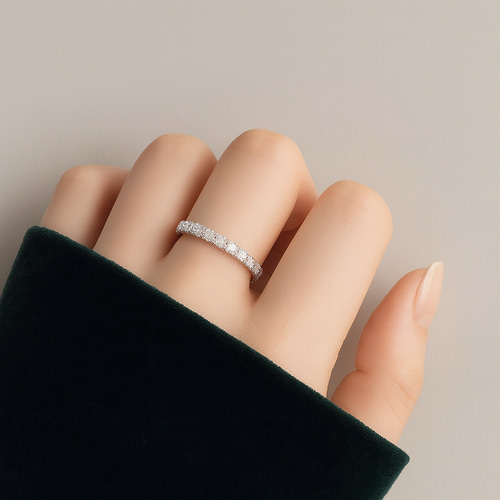 モアサナイト フルエタニティリング 2mm｜Dカラー VVS1 H&Cカット