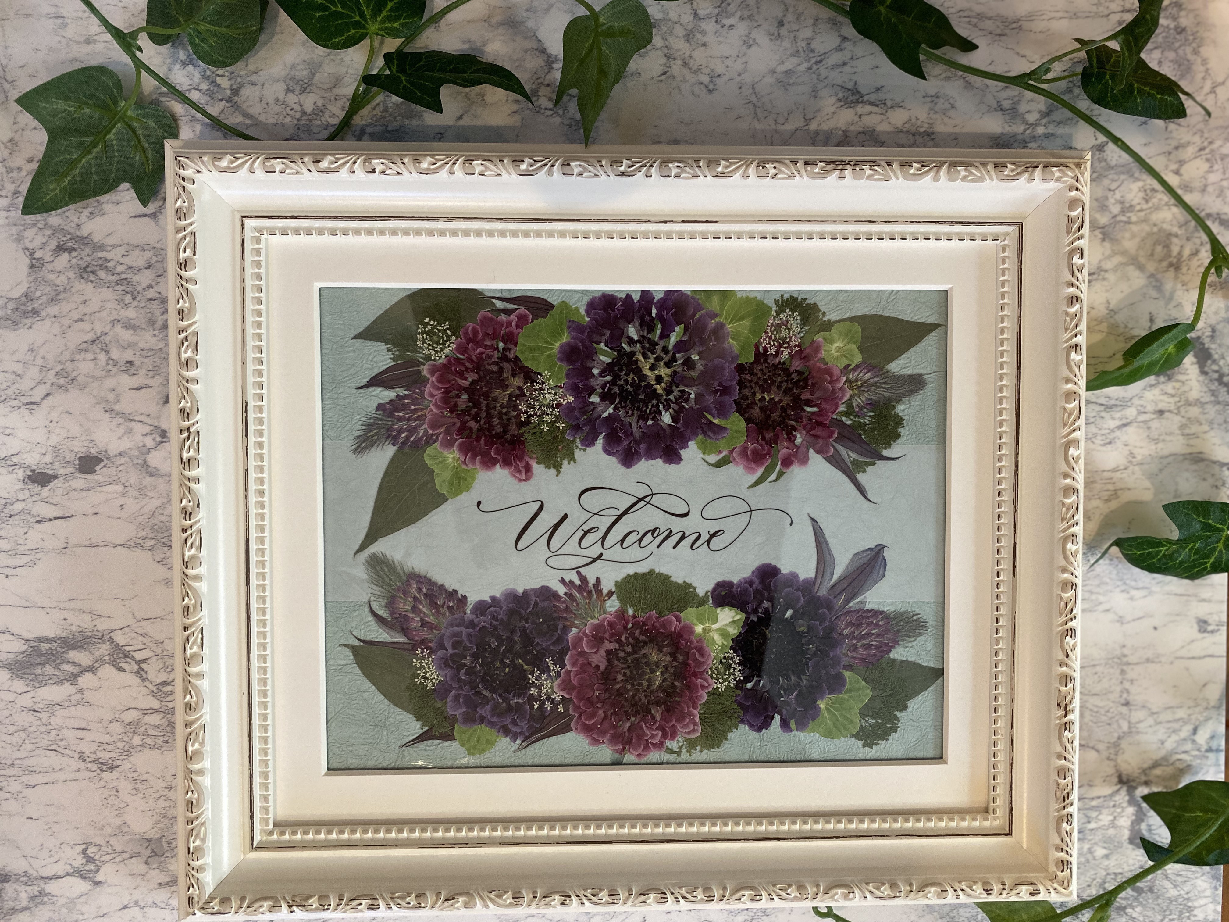 スカビオサ、ツインキャンドルを使った押し花額♪