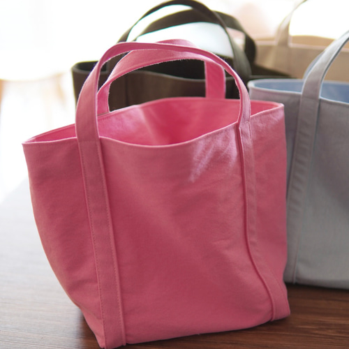 ♡洗えるバッグ！くたっと帆布トート♡たっぷりマチ トートバッグ