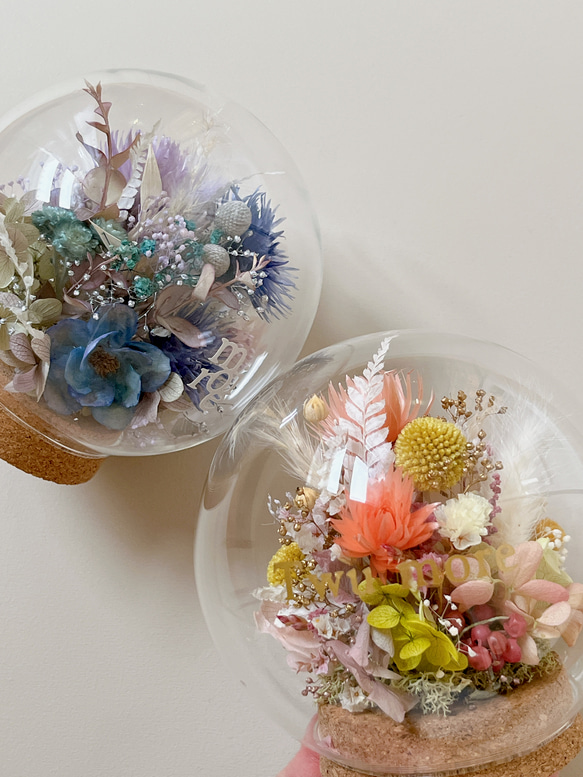 【名入れ可能】ガラスドームのお花畑 4枚目の画像