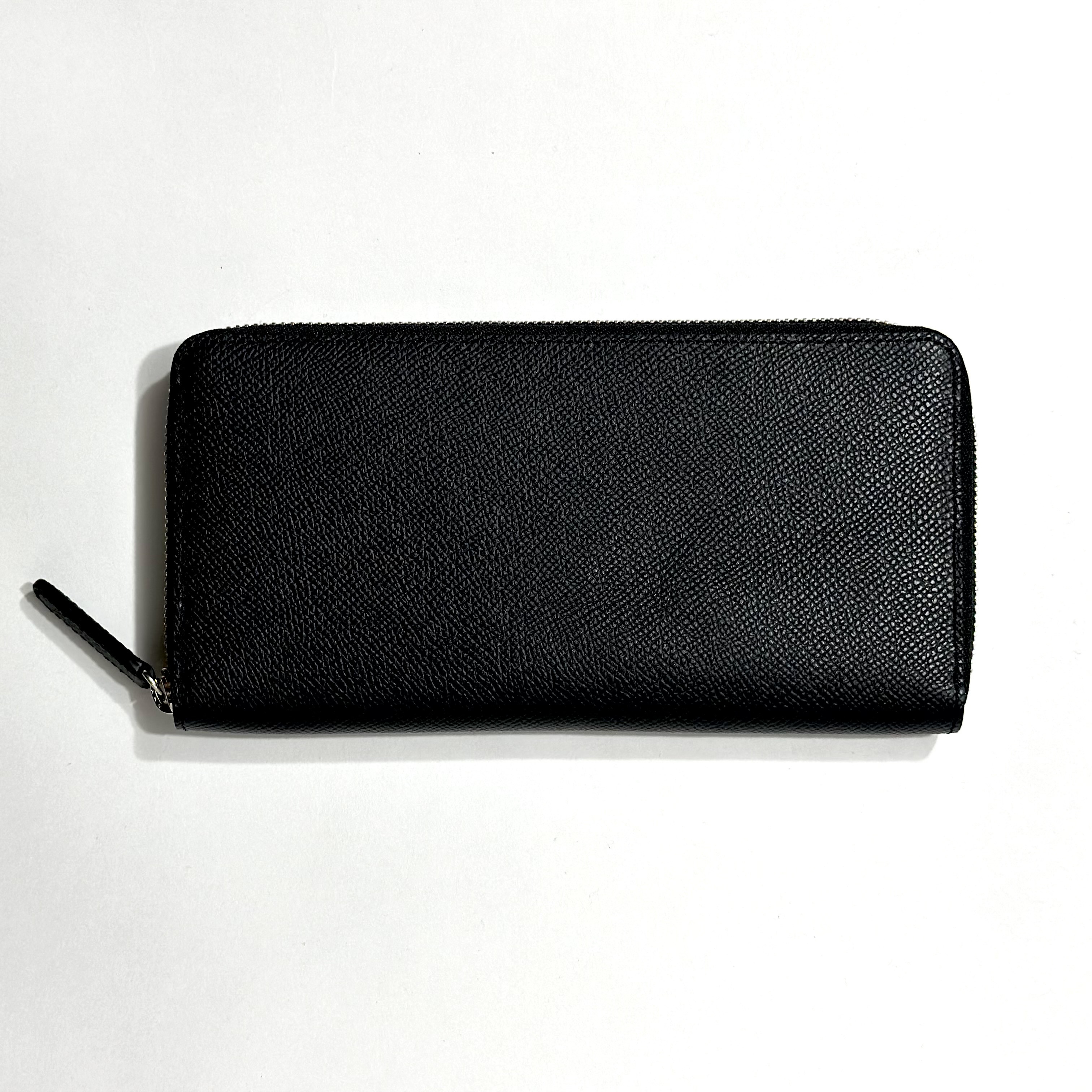 ラウンドロングウォレット　ブラック