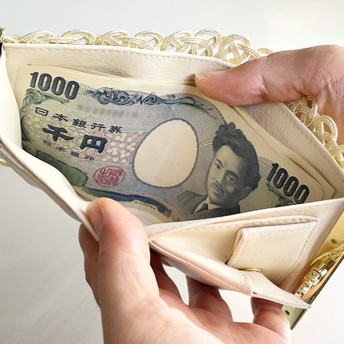 また、引っ越します(๑•̀ㅂ•́)و✧ がま口お財布 froro 83130 froro wallet | PRODUCT | METAPHYS