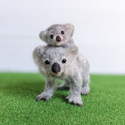オーストラリア産製造の羊毛革❗️羊1匹分　　おもちゃ Bouncing animal sheep HoppyDoo white with pump