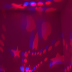 陶器ランプシェード窯元やす波窯の陶器ランプシェード『LED桜』(L007)は電池式3色LED電球付き、持ち運び自由です 4枚目の画像