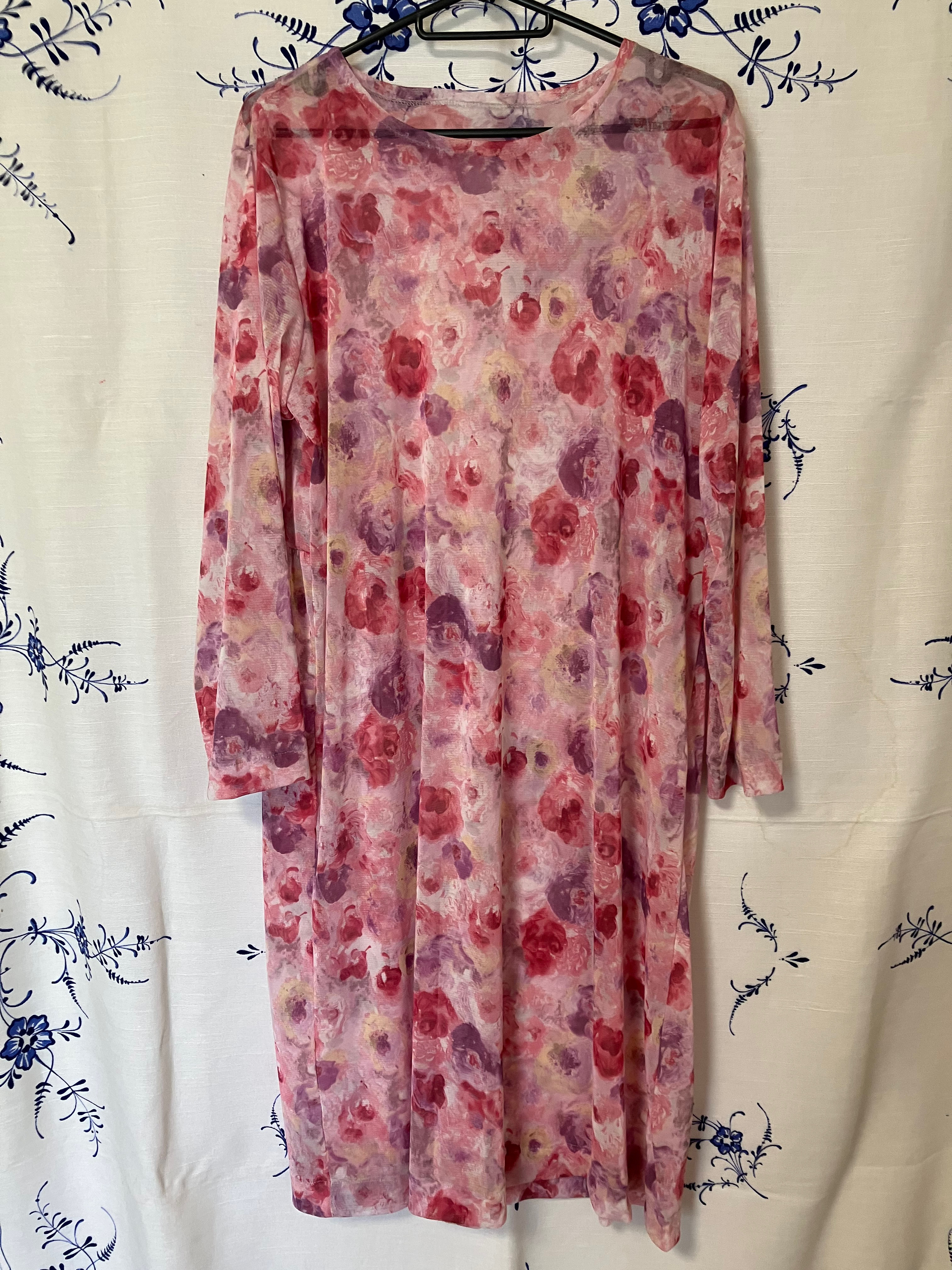 後ギャザーワンピース