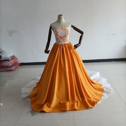 高質量！領連衣裙黃色蕾絲刺繡可拆卸雨披婚禮 第1張的照片