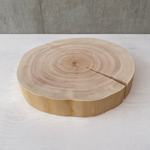 大きいヒノキの切り株プレート】アクセサリー置き ディスプレイ ひのき