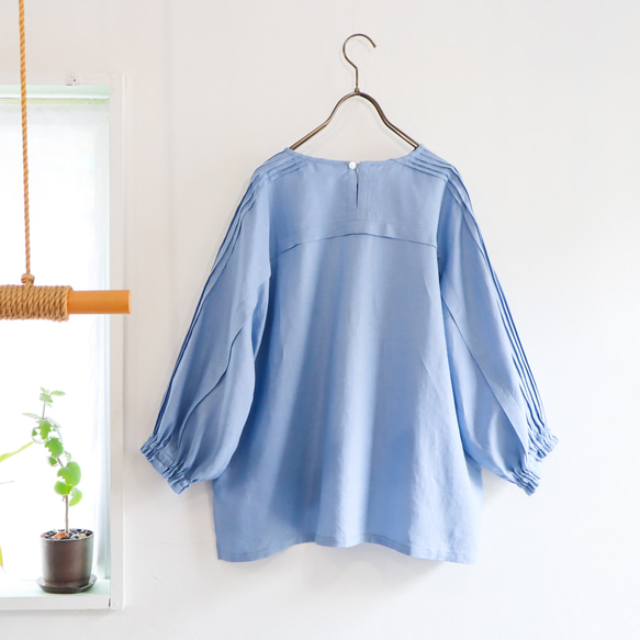 tuck line sleeve top (light blue) 3枚目の画像