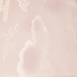 正絹 長襦袢地 はぎれ【雲草花模様織り出し】ピンク暈し ５０cm 2枚目の画像