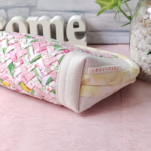 ☆ピンクの花園☆1点限り＊編み込みメッシュワークのパッチワーク