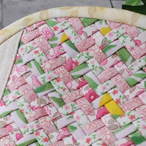 ピンクのパッチワークの部分が可愛いです。 ピンクのパッチワークの部分が可愛いです。