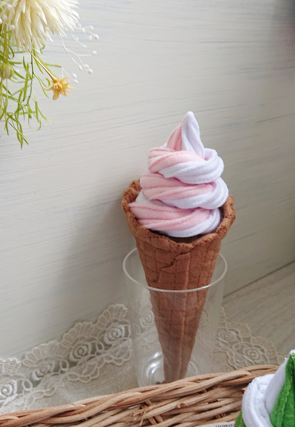 【受注製作】フェルトおままごと えらべるソフトクリームセット(アイス) 6枚目の画像