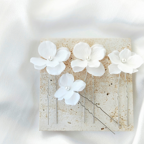 華やかにゆれる 紫陽花 大ぶりパールホワイトフラワー 痛くない