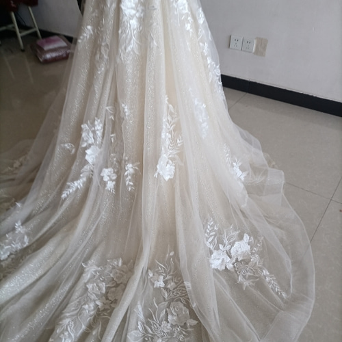 即納！ウエディングドレス ファスナー キラキラチュール エレガント