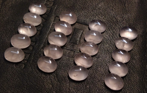 ローズクォーツ　9ｘ7ミリ　オーバルカボッション　20個セット　天然石　誕生石 6枚目の画像