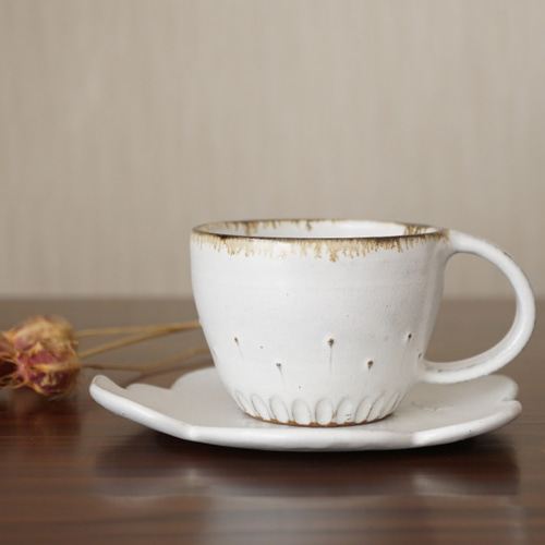夢見るカップ＆ソーサー/コーヒーカップ・雲の小皿 マグカップ Carino 