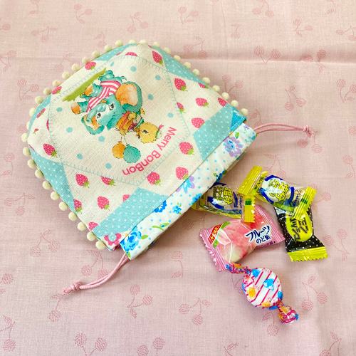 コロンとかわいい ぷっくり巾着mini♡メリーボンボン 巾着袋