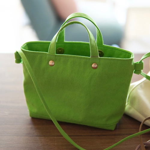 ハンドメイド　ソランちゃん　バッグ　ポシェット　ミントグリーン ハンドメイド ソランちゃん バッグ ポシェット ミントグリーン