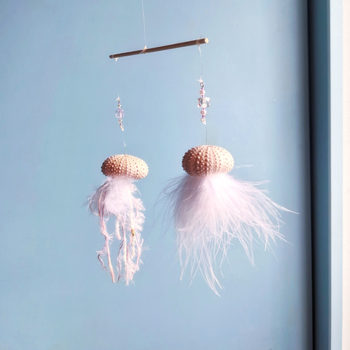 クラゲのモビール サンキャッチャー ウニ殻 ミズクラゲ ゼリー