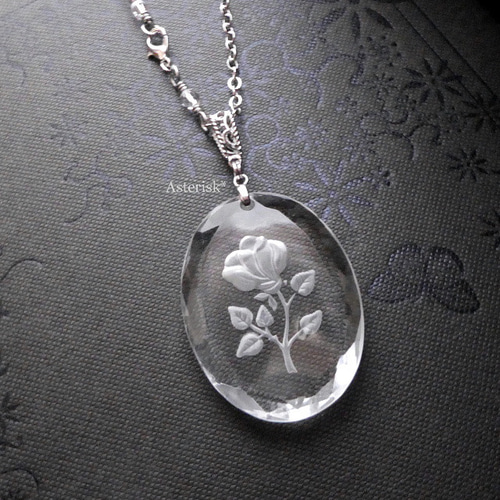 一輪の薔薇 ヴィンテージ インタリオガラス 40×30mm Glass 一輪の薔薇 ヴィンテージ インタリオガラス 40×30mm Glass