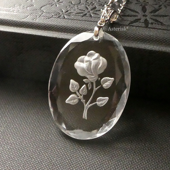 一輪の薔薇 ヴィンテージ インタリオガラス 40×30mm Glass