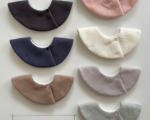 新作】ふんわりぽこぽこガーゼのまんまるスタイ✺ スタイ・よだれかけ