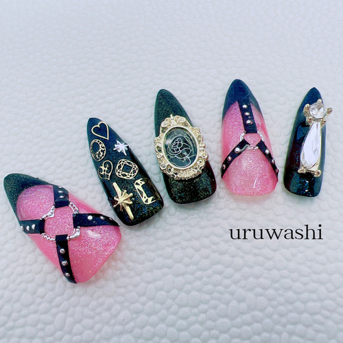 ネイルチップ ハーネス 地雷 地雷系 量産型 韓国 ハート ピンク  