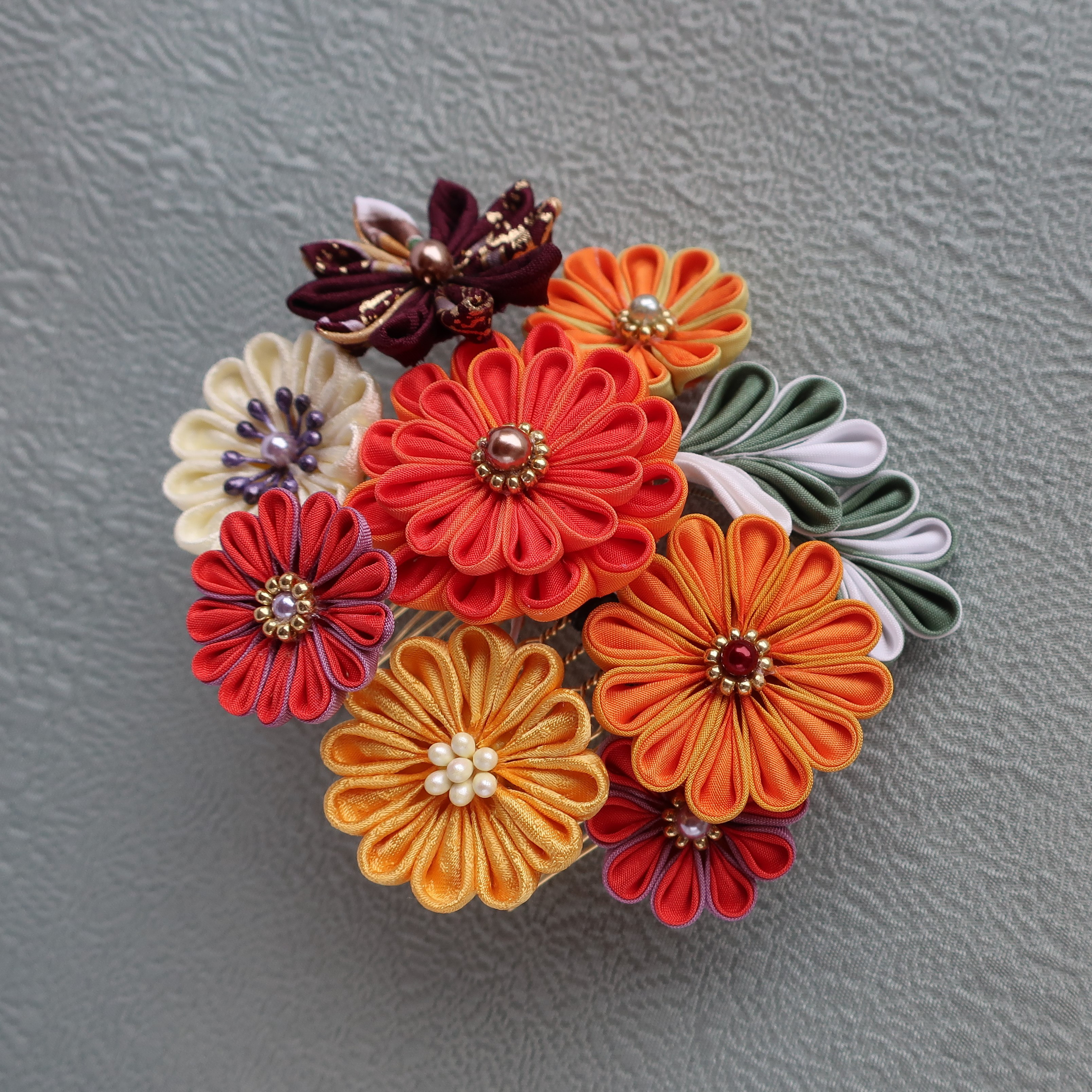 官製 つまみ細工 髪飾り【百菊の宴】コーム かんざし 簪 黄色 菊 正絹