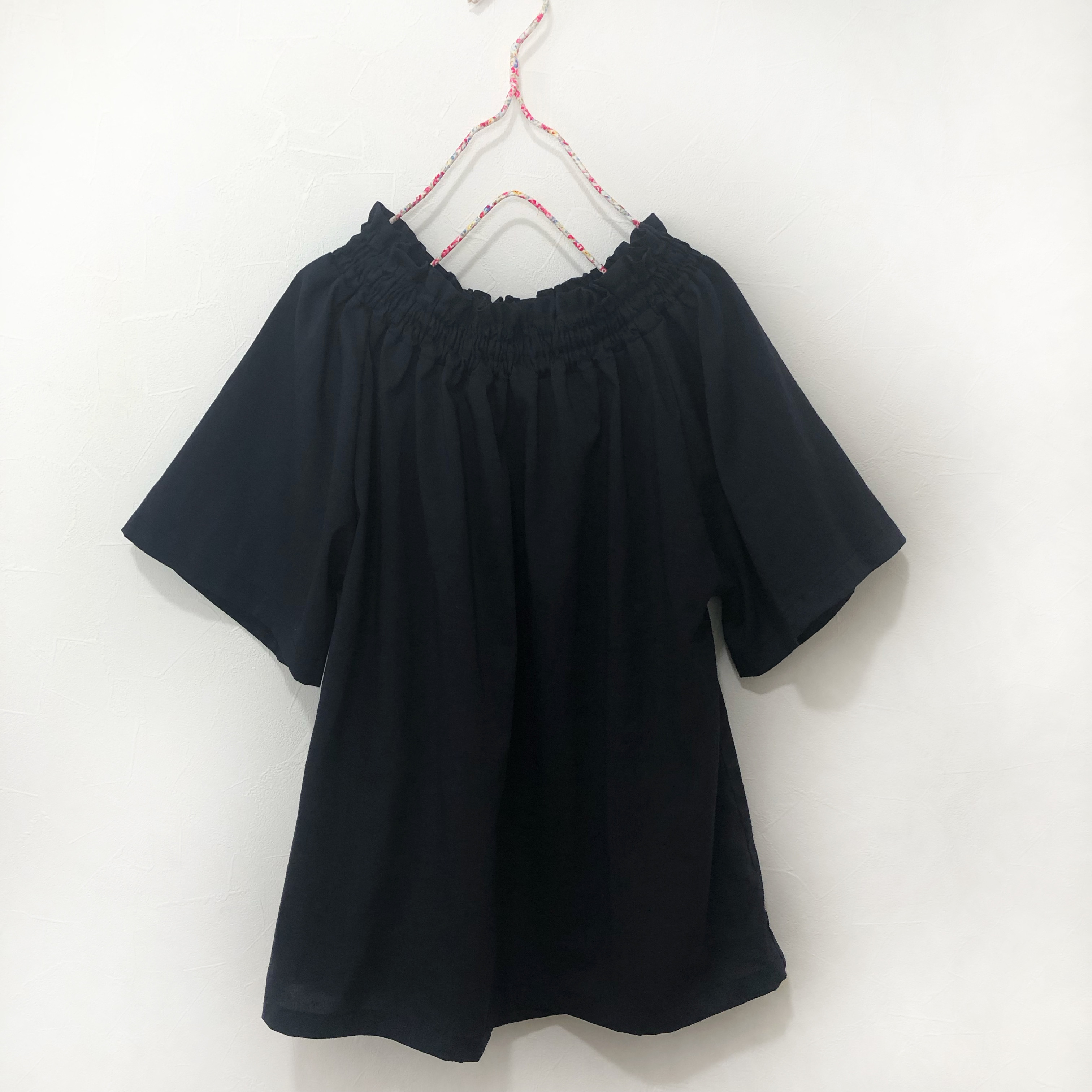 ギャザーネックのラグランスリーブブラウス☆ダークネイビー