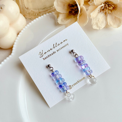 チェコビーズ揺れるピアス♡ブルー イヤリング サージカルステンレス