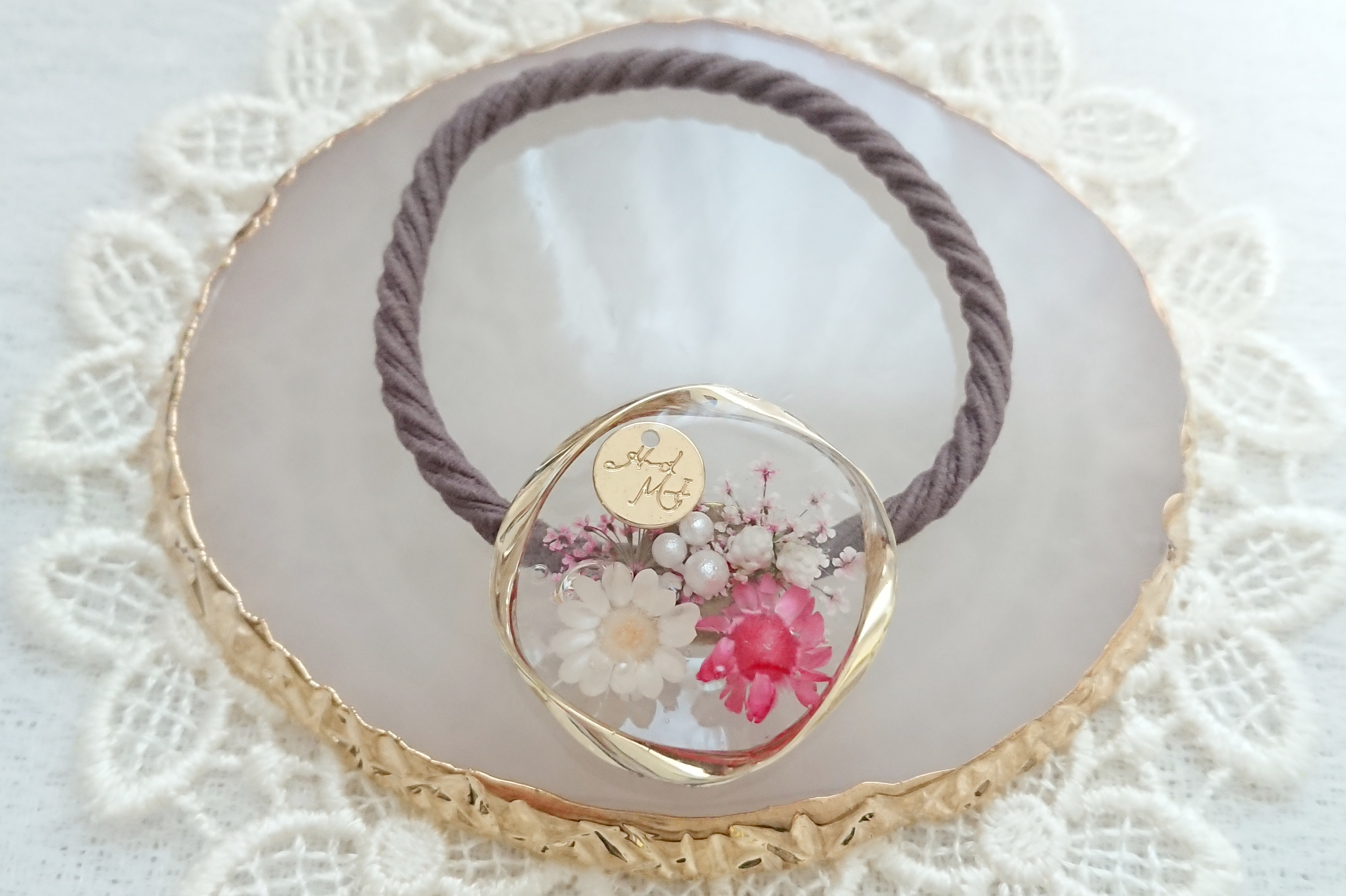 ピンク系フラワーレジンヘアゴム