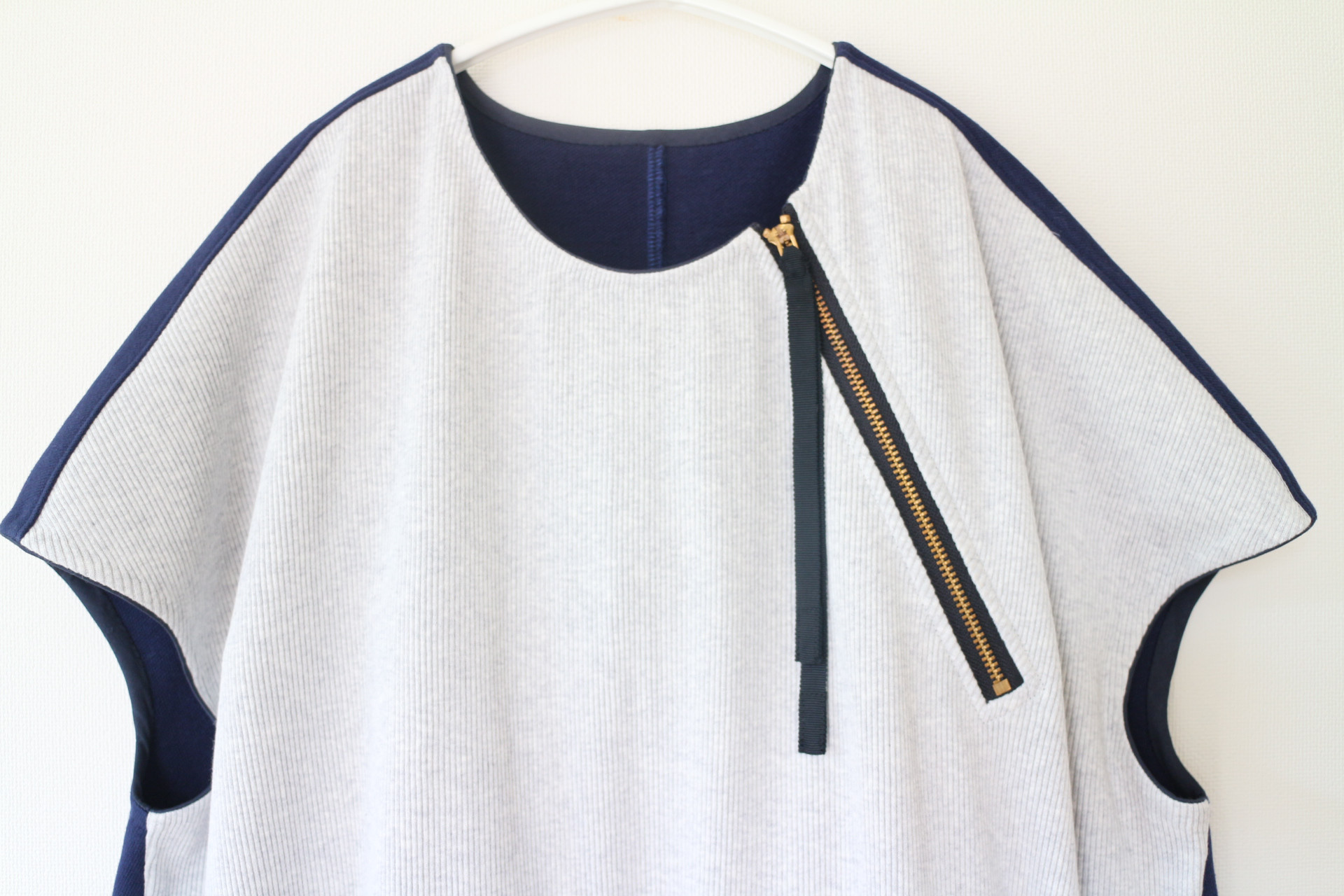 夏　★コットン 100% 厚手ニットワンピース★