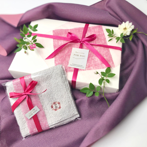 イニシャル】花刺繡くつした【数字】ししゅう 靴下 ソックス 誕生日