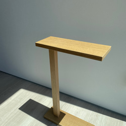 シンプル&スタイリッシュなサイドテーブル 2枚目の画像