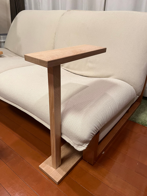 シンプル&スタイリッシュなサイドテーブル 5枚目の画像