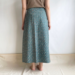 【1点もの】四角布のスカート 着物リメイク -絹 紬 着物地 青緑に松竹梅 SK299 6枚目の画像